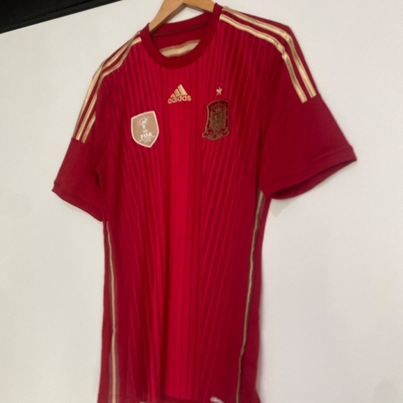 Adidas L Spain 2014 FIFA World Cup home Jersey - Picture 6 of 12